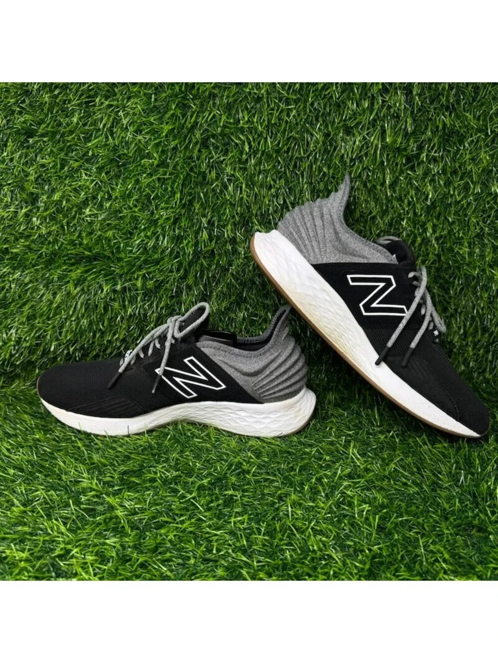 New Balance Fresh Foam Roav Tee Shirt WROAVTK Women's 11.5 Black Gray 2252